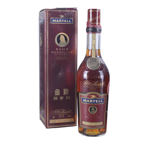 马爹利金牌vsop 2000年左右 40度 700ml 1瓶