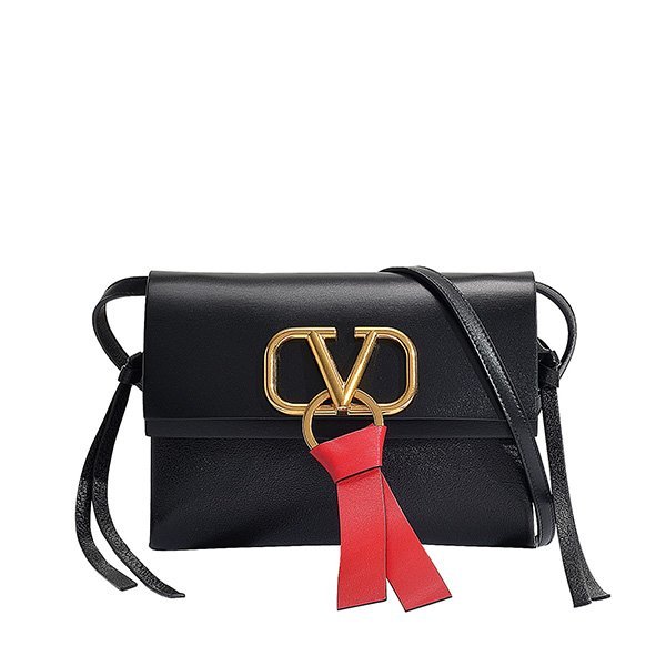 valentino/华伦天奴 19年春夏 信封包 女性 字母v 复古 单肩包 m_rw0
