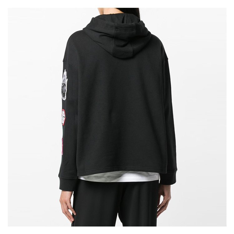 mcqueen/mcq alexander mcqueen 19年春夏 女性 兜帽 兔子 黑色 女