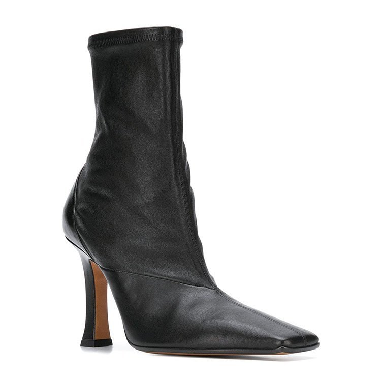 celine/赛琳 18年秋冬 裸靴 女性 尖头 细跟 短靴 327363ighcflare38