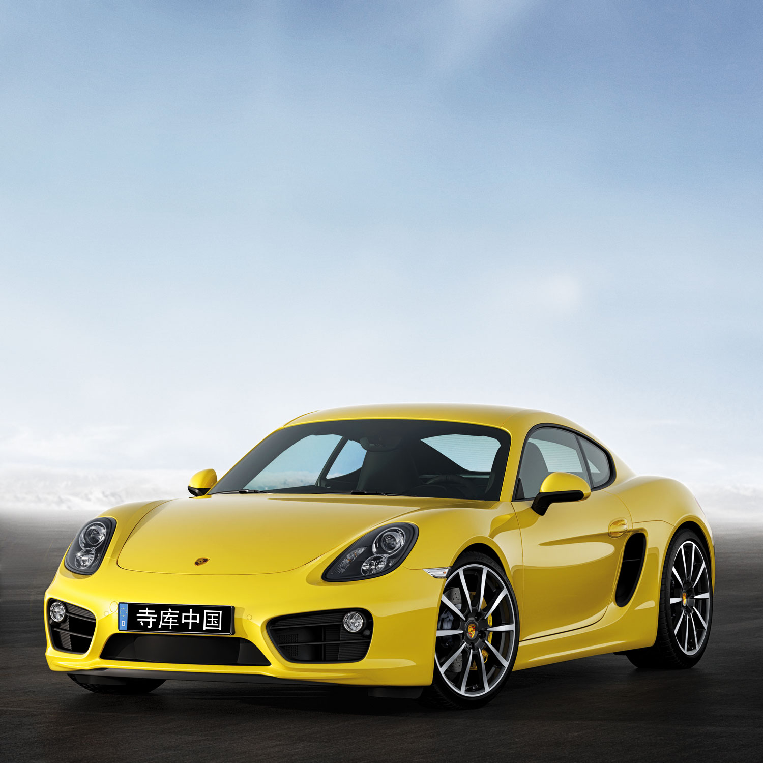 保时捷cayman 竞速黄 厂家指导价:919,900元 寺库价:827,910元
