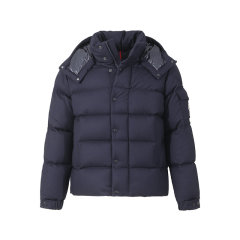 Moncler/盟可睐 男士标识贴片宽松版Vezere短款鹅绒连帽羽绒服外套 1A00157 54272图片