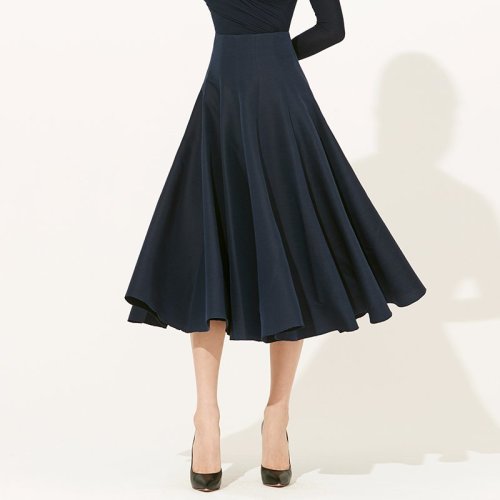 avouavou 藏蓝色丝绸喇叭裙