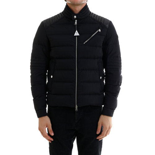 moncler/蒙克莱 19年秋冬 时尚 男性 男士羽绒服 4091095 c0145 999