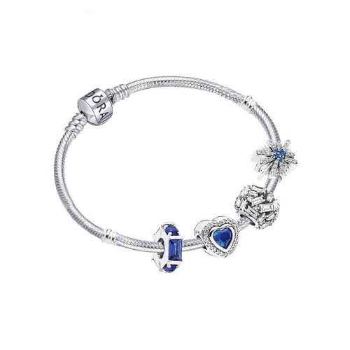 pandora/潘多拉 女奢侈品饰品925银手链蓝色星空系列成品串珠 公主星