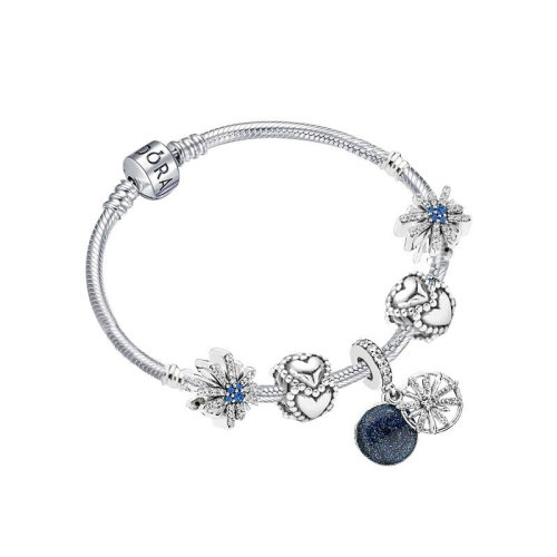 pandora/潘多拉 手链女奢侈品饰品925银手链蓝色星空系列成品串珠 雪