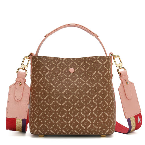 satchi/沙驰 水桶包 宽肩带 pvc/配皮 2020ss