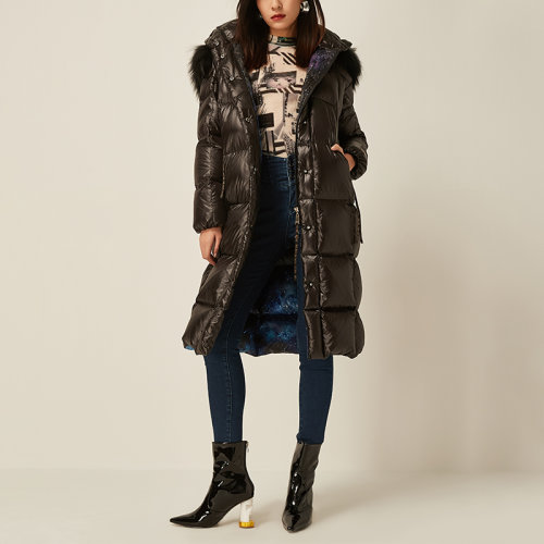 bebe/bebe 2020秋冬新品 女士羽绒服 90白鸭绒简约毛领长款时尚羽绒服