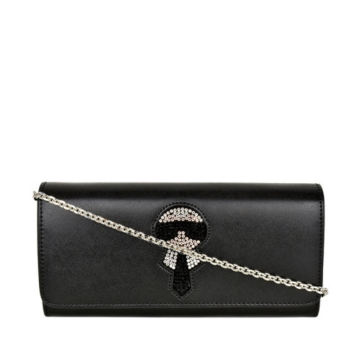 fendi/芬迪 黑色 牛皮 珠钉老佛爷图案 女士 手拿包 单肩包 8m0365 a6