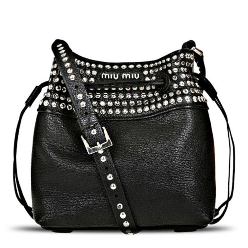 miumiu/缪缪 女士铆钉抽带山羊皮斜跨包5be645黑色