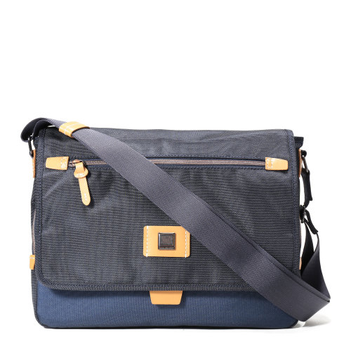 hugo boss(雨果波士) #帆布男士斜挎包