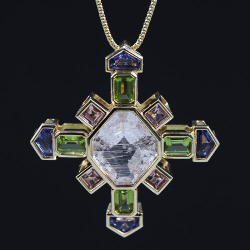 guoshitianchen/国石天辰德国设计师宝石十字架