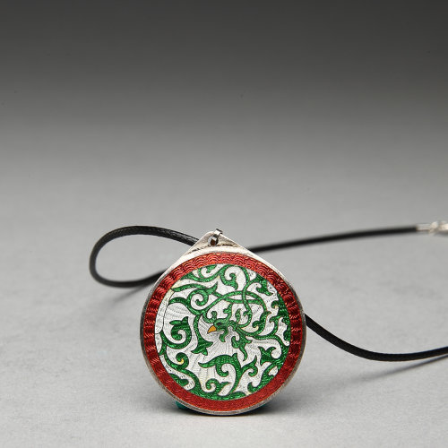 xiongshi/熊氏珐琅 白底绿凤珐琅挂饰(内填工艺)