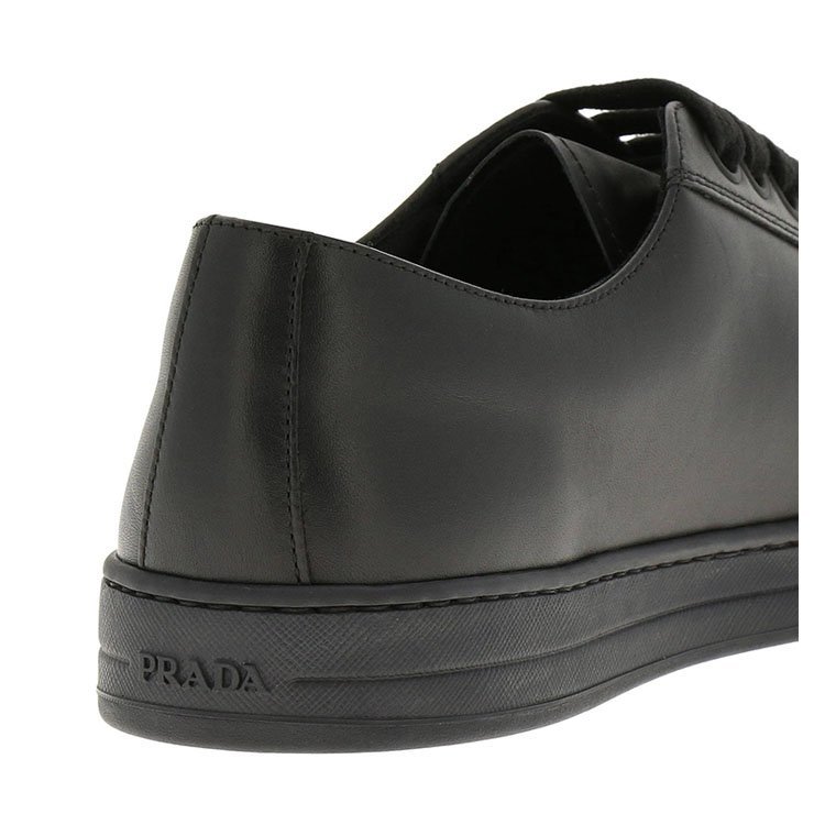 prada/普拉达 18年秋冬 男性 字母 平底 黑色 板鞋 4e3319 3o9u f0002