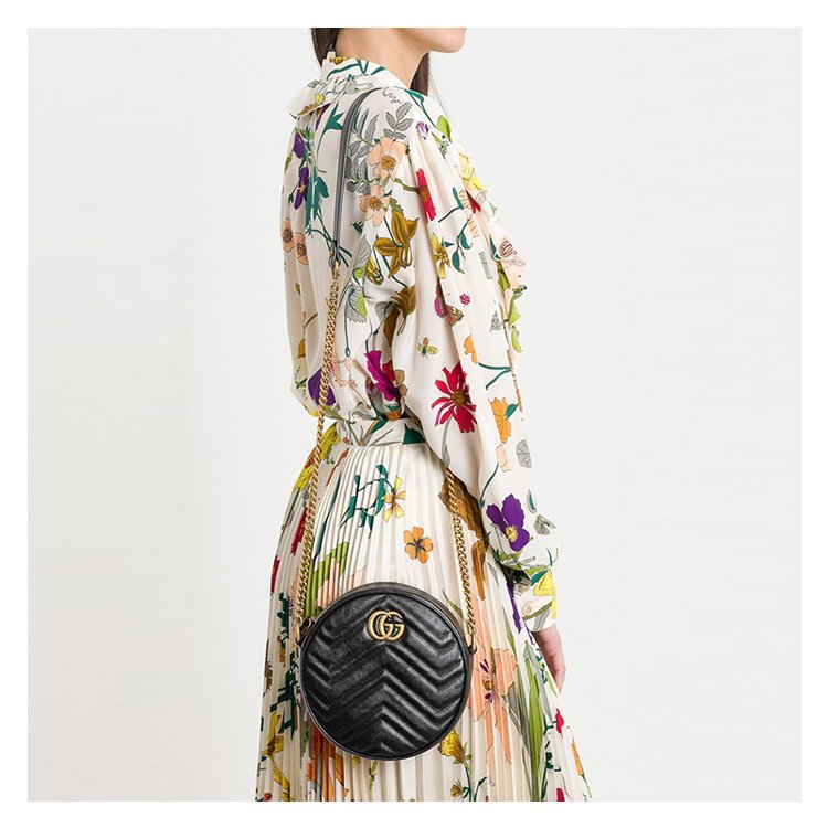 GUCCI/古驰 20年秋冬 GG Marmont系列圆形迷你肩背包 女性 斜挎包 5501540OLET
